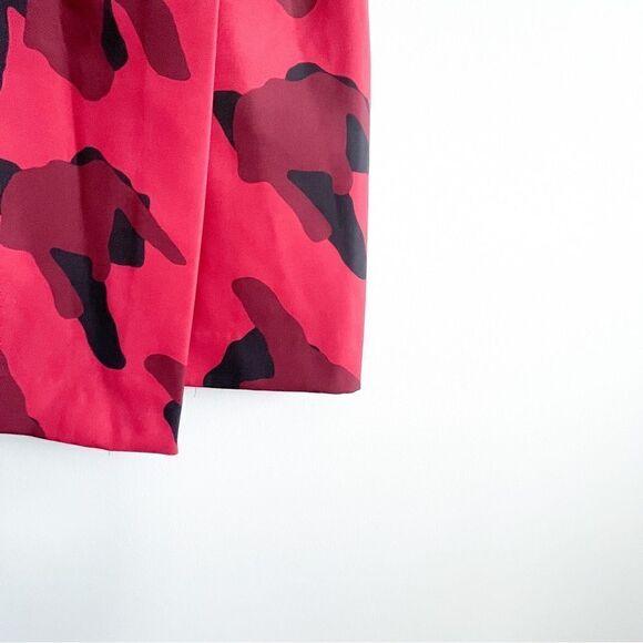 H&M Kilt Skirt Wrap Around Red Black Camo Side Buckle Women's 6 - Picture 3 of 10
